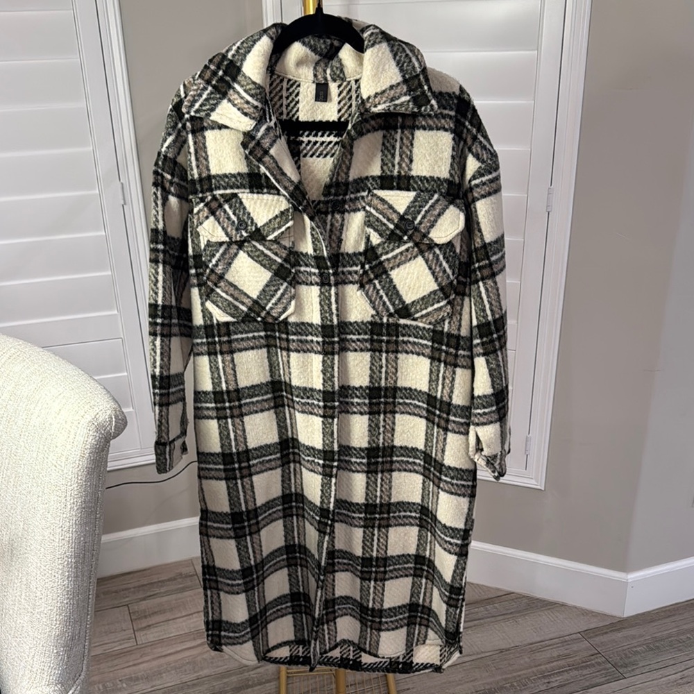 Plaid Longline Jacket - Black and White